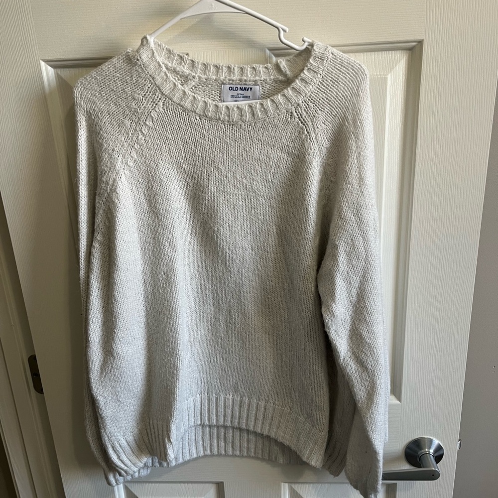 Old Navy Women's Cream Crew Neck Sweater (Tall size)